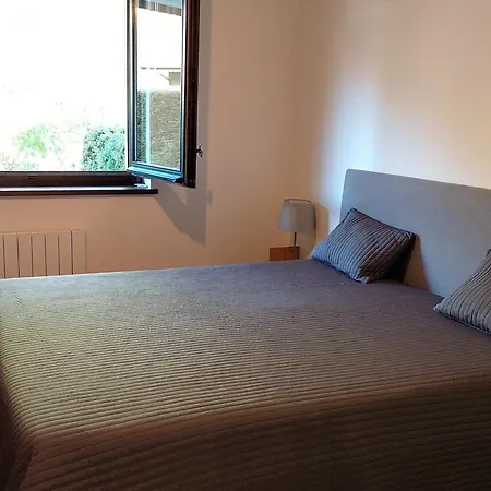 Superbe 3 Pièces - Jardin Privé - Parking - Animaux Admis - Fr-1-517-25 *