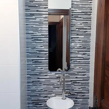 Appartement Superbe 3 Pieces - Jardin Prive - Parking - Animaux Admis - Fr-1-517-25 *