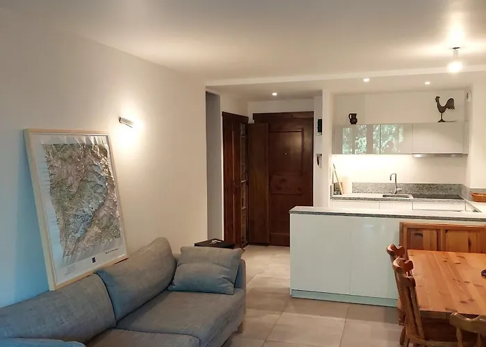 Superbe 3 Pieces - Jardin Prive - Parking - Animaux Admis - Fr-1-517-25 *